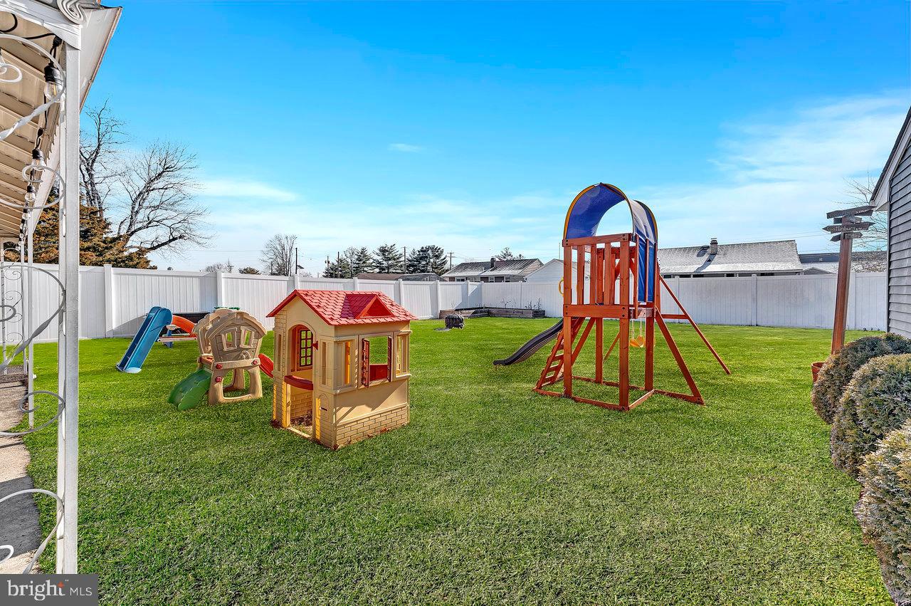 504 Jefferson Street Riverside, NJ 08075 - Photo 23 of 25 a view of a park with slide