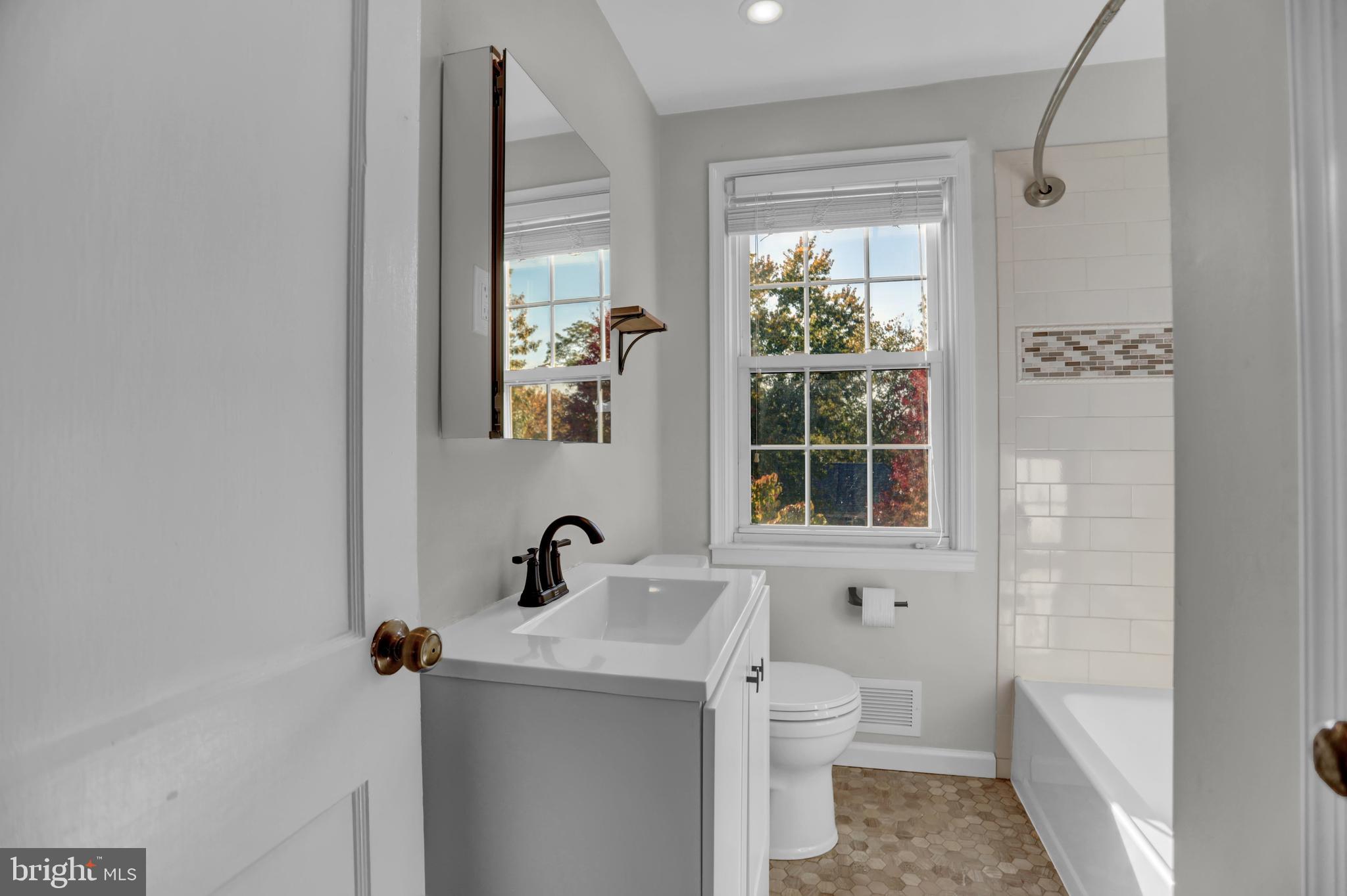 119 Stanmore Road Baltimore, MD 21212 - Photo 16 of 32