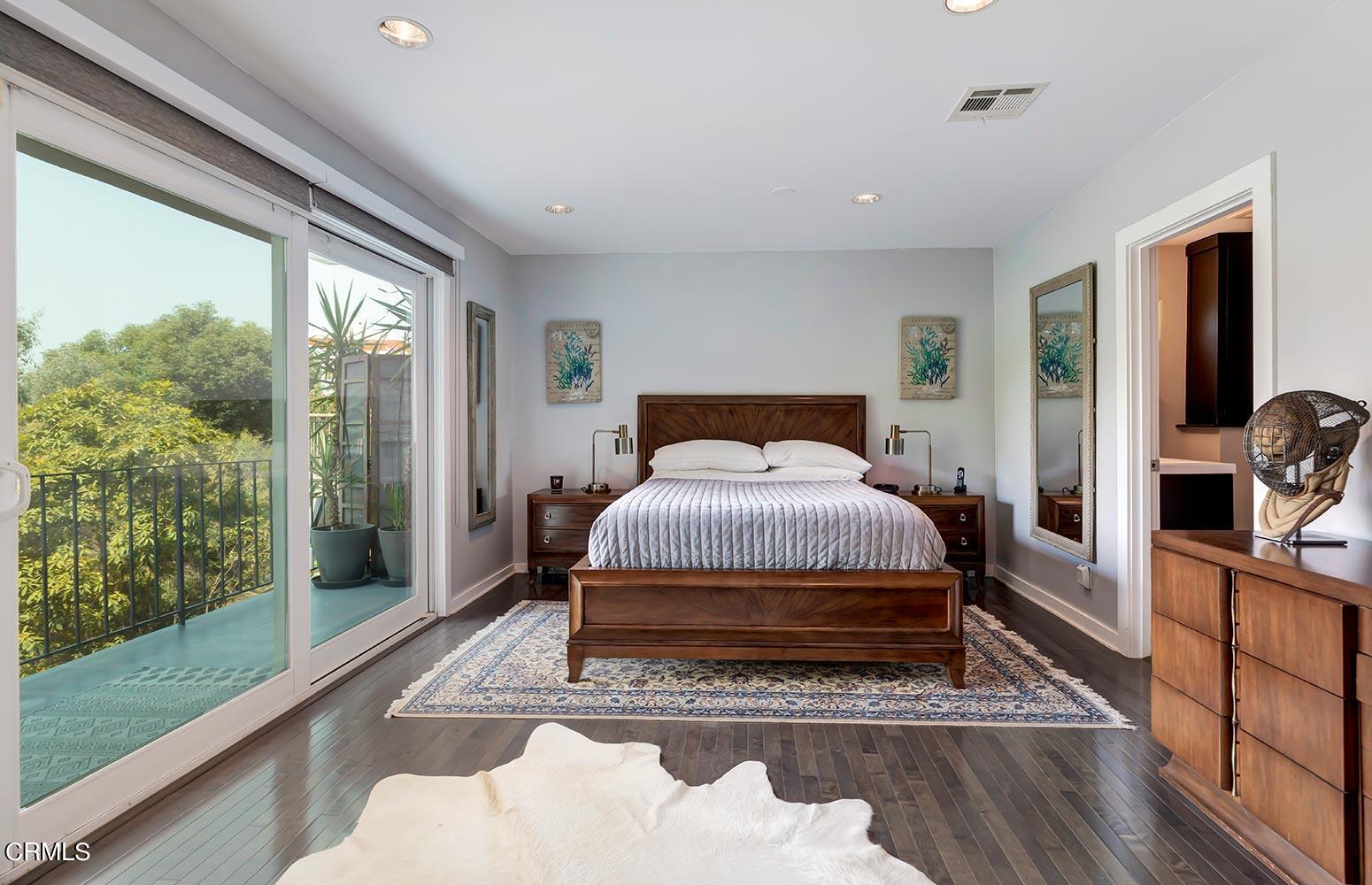 317 Redwood Drive Pasadena, CA 91105 - Photo 28 of 39 23