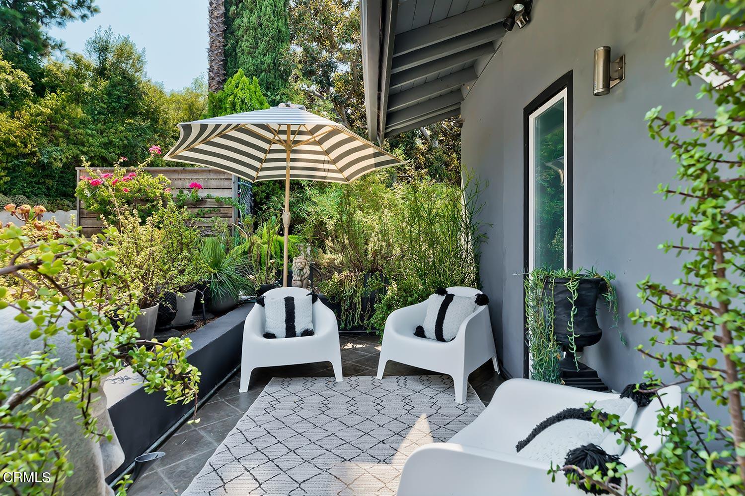 317 Redwood Drive Pasadena, CA 91105 - Photo 4 of 39 3