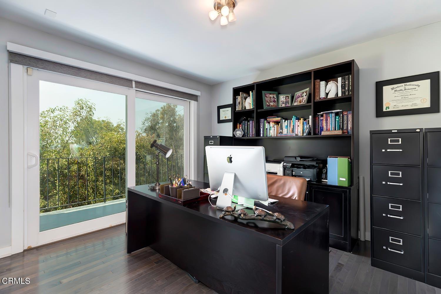 317 Redwood Drive Pasadena, CA 91105 - Photo 33 of 39 31