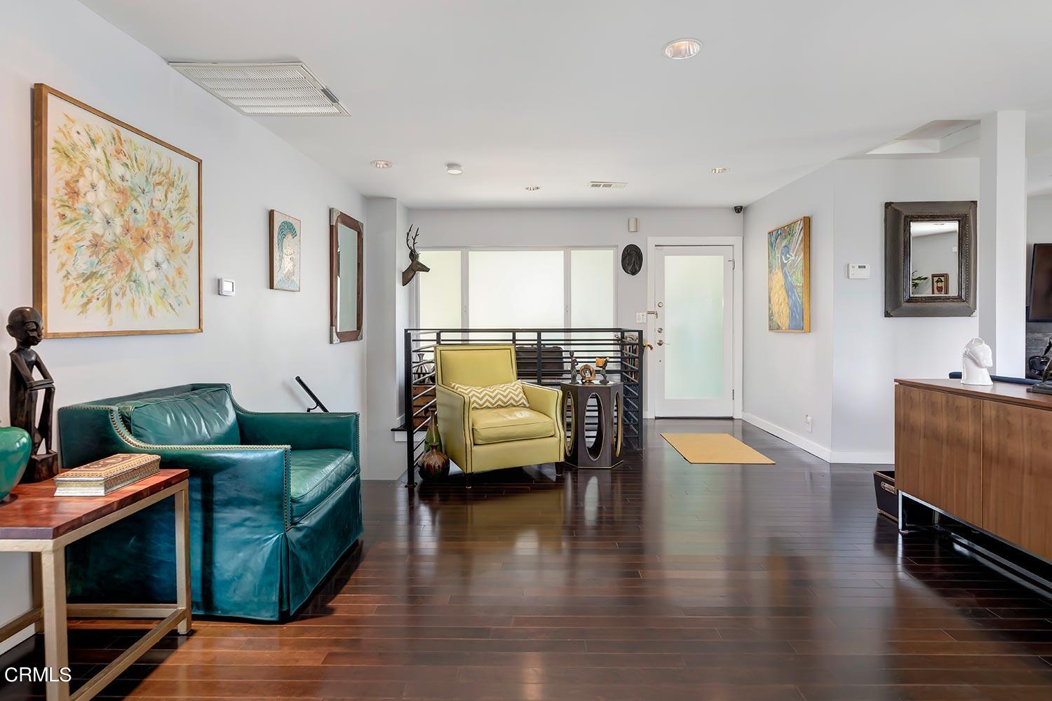 317 Redwood Drive Pasadena, CA 91105 - Photo 10 of 39 11