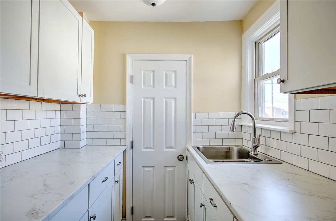 67 Joslin Street Providence, RI 02909 - Photo 11 of 46