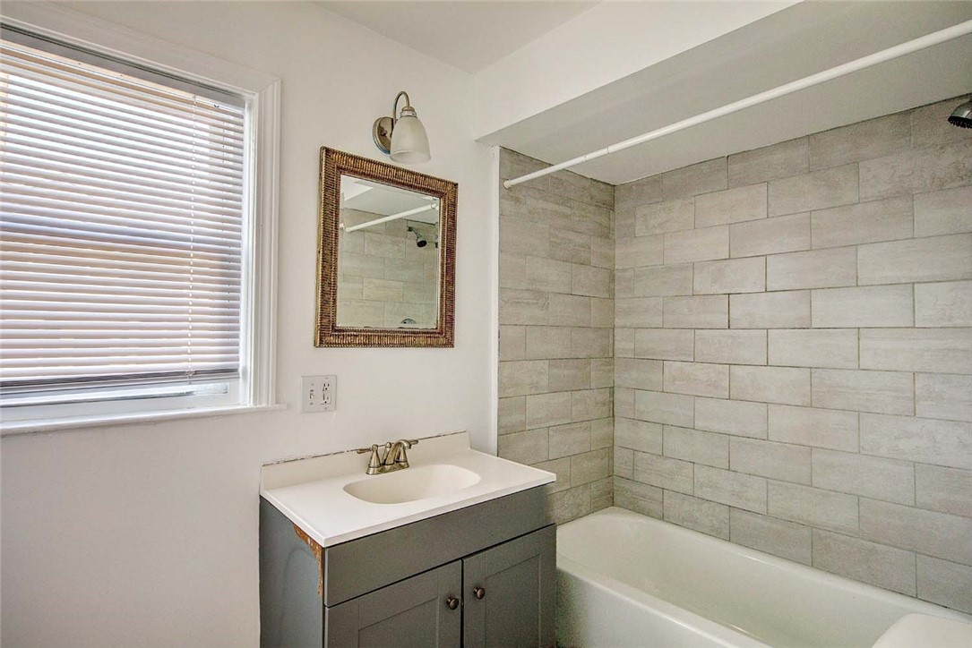 67 Joslin Street Providence, RI 02909 - Photo 29 of 46