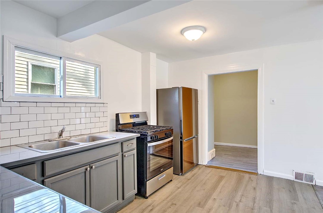 67 Joslin Street Providence, RI 02909 - Photo 30 of 46