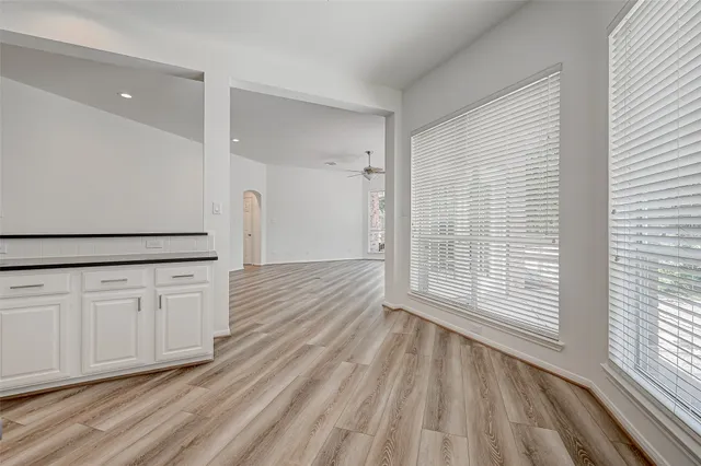 $3,150 | 38 Tethered Vine Place, The Woodlands, TX 77382