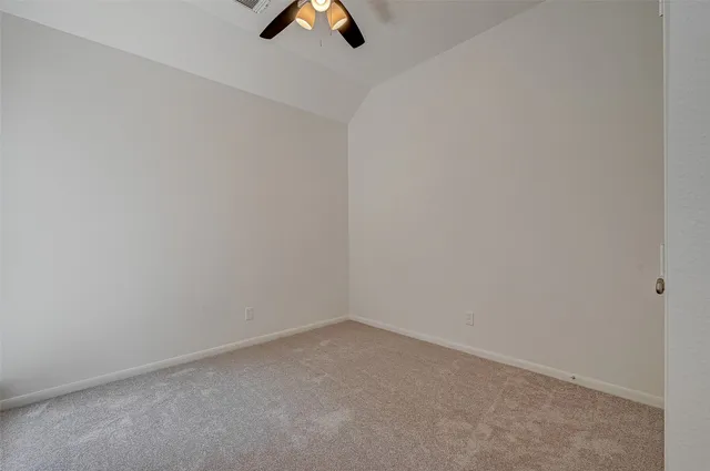 $3,150 | 38 Tethered Vine Place, The Woodlands, TX 77382