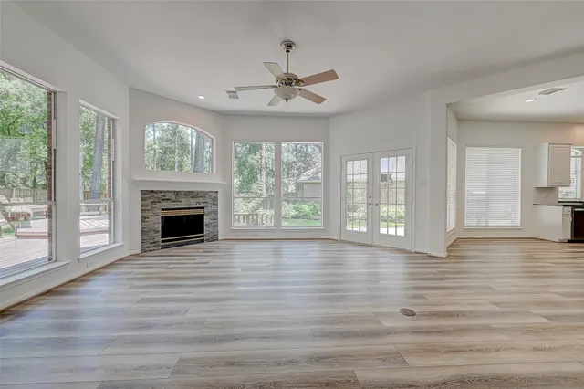 $3,150 | 38 Tethered Vine Place, The Woodlands, TX 77382