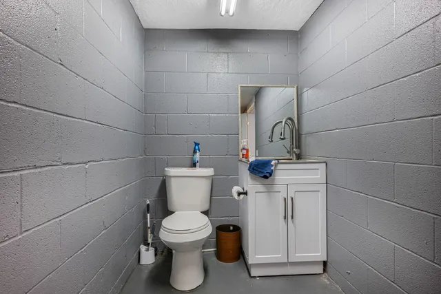 $535,000 | 5835 Dog Creek Road, Primm Springs, TN 38476