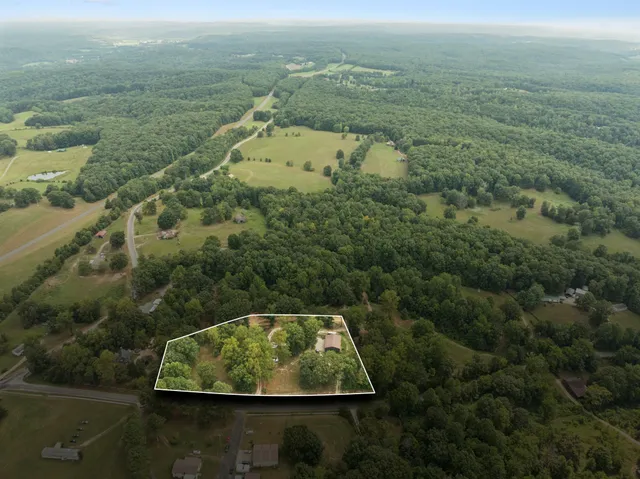 $535,000 | 5835 Dog Creek Road, Primm Springs, TN 38476