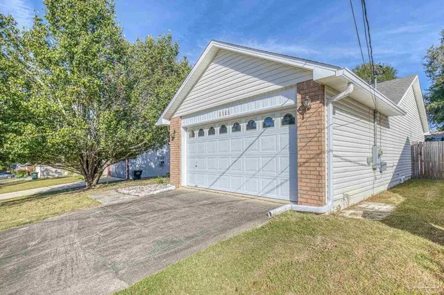 $259,900 | 6146 Ashton Woods Circle, Milton, FL 32570