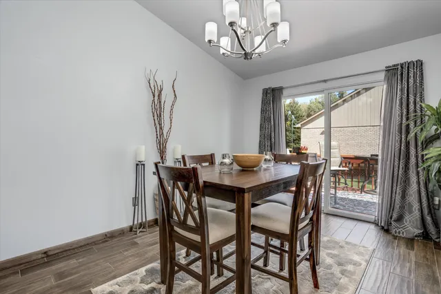 $244,999 | 35152 Kings Forest Boulevard, Clinton Township, MI 48035