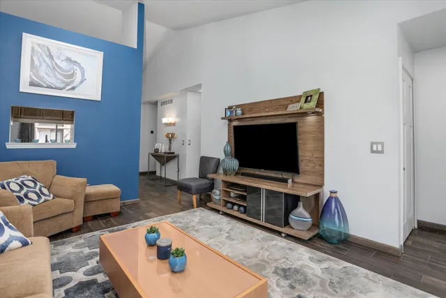 $244,999 | 35152 Kings Forest Boulevard, Clinton Township, MI 48035