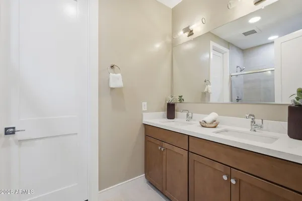 $2,518 | 850 North 8th Avenue, Unit 10, Phoenix, AZ 85007