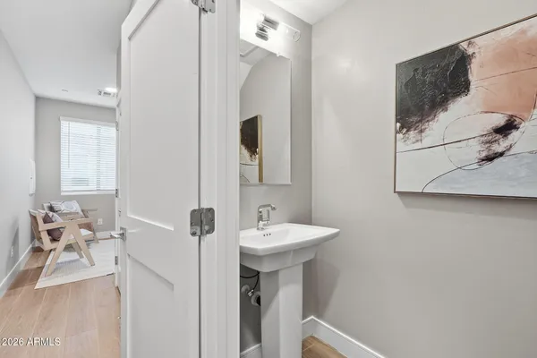 $2,725 | 850 North 8th Avenue, Unit 10, Phoenix, AZ 85007