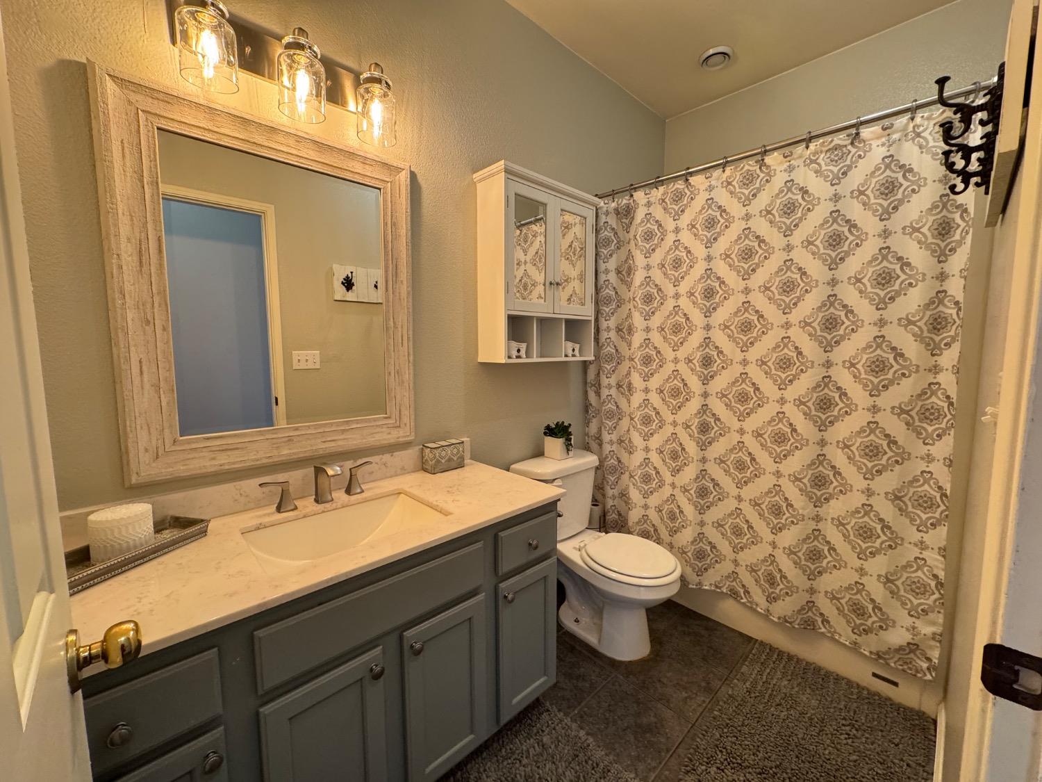 981 Northstar Drive Hanford, CA 93230 - Photo 10 of 20