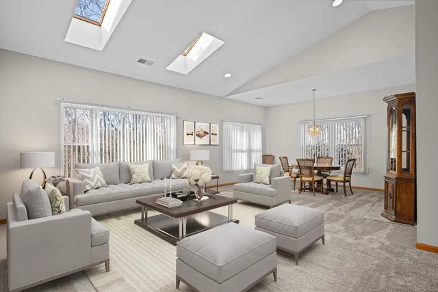 $260,000 | 1005 2nd St Court, Moline, IL 61265