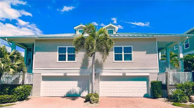 $889,000 | 318 Angler Drive, Unit 402, Goodland, FL 34140