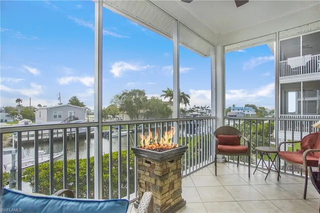 $889,000 | 318 Angler Drive, Unit 402, Goodland, FL 34140