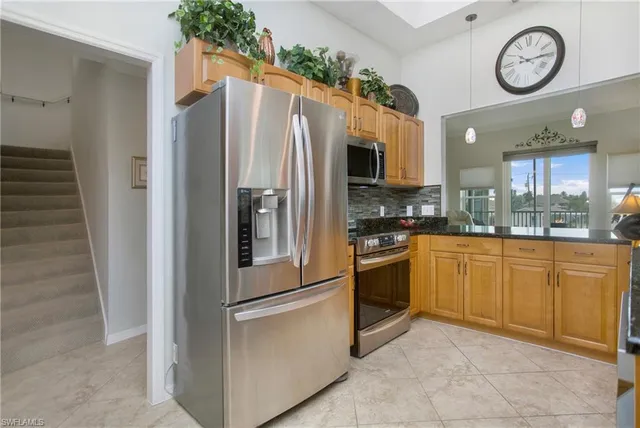 $889,000 | 318 Angler Drive, Unit 402, Goodland, FL 34140