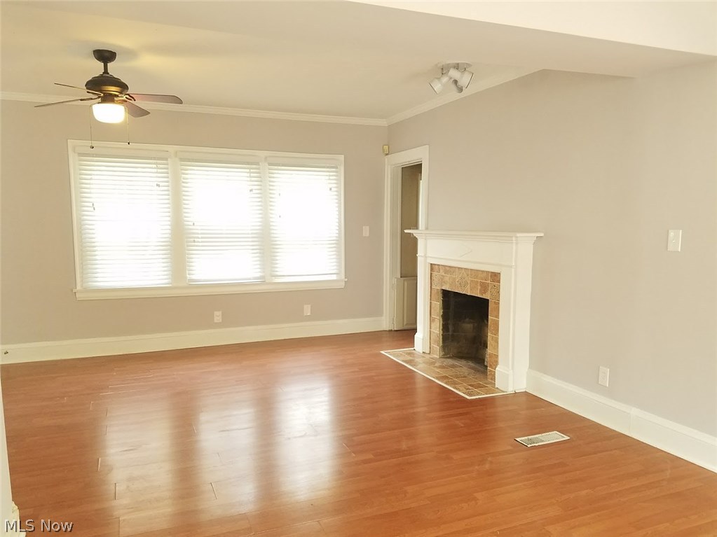 4018 Elmwood Road Cleveland Heights, OH 44121 - Photo 5 of 21