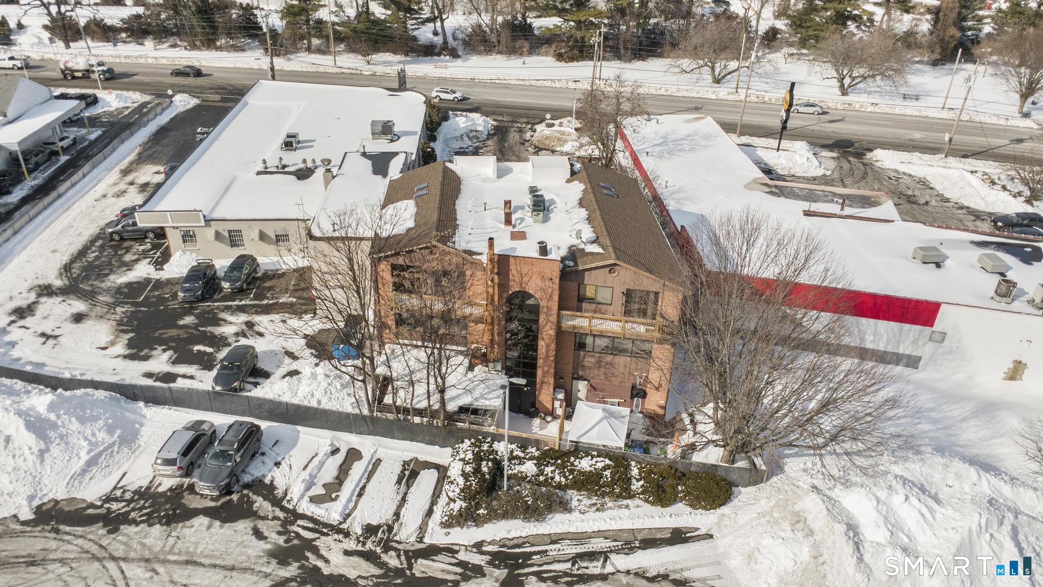 937 Post Road, Unit 2B Fairfield, CT 06824 - Photo 35 of 37