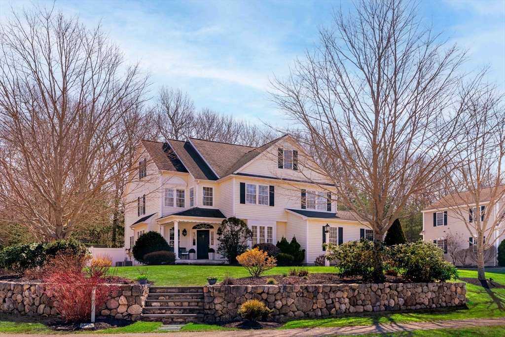 12 Sawmill Road Walpole, MA 02081 - Photo 1 of 35