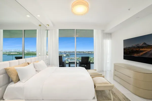 $75,000 | 10203 Collins Avenue, Unit 2501, Bal Harbour, FL 33154