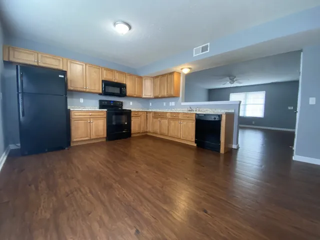 $1,500 | 1043 Sitting Bull Crossing, Murfreesboro, TN 37128