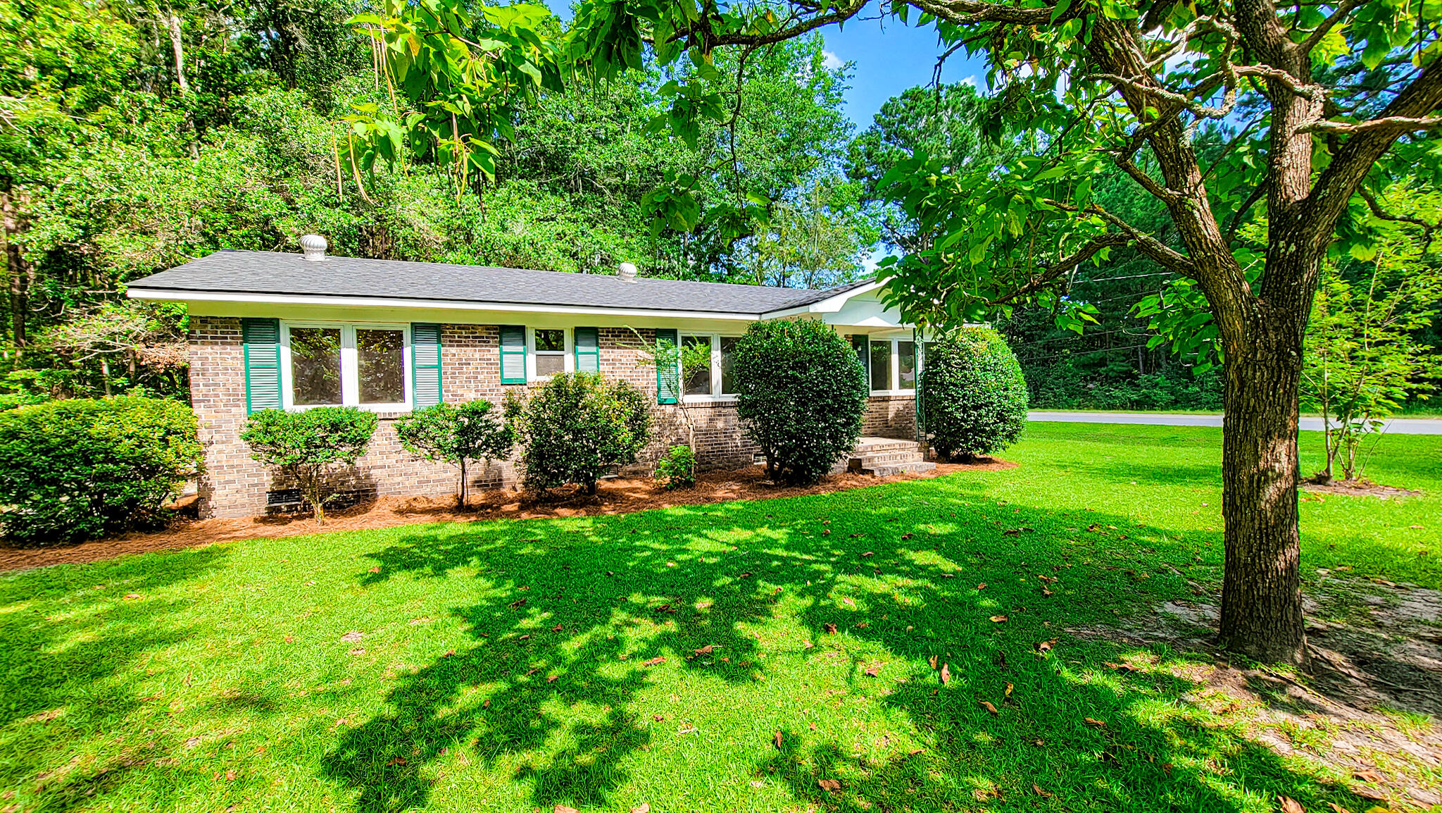 200 Grayson Street Walterboro, SC 29488 - Photo 1 of 21 200 Grayson