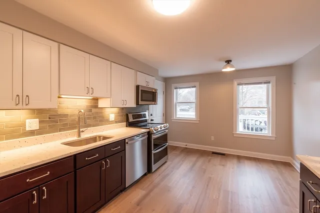 $2,450 | 19 Hoyle Street, Unit 1, Norwood, MA 02062