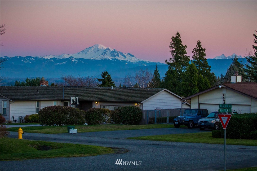 5979 Ridgeview Place Ferndale, WA 98248 - Photo 2 of 35 Gallery Image 2