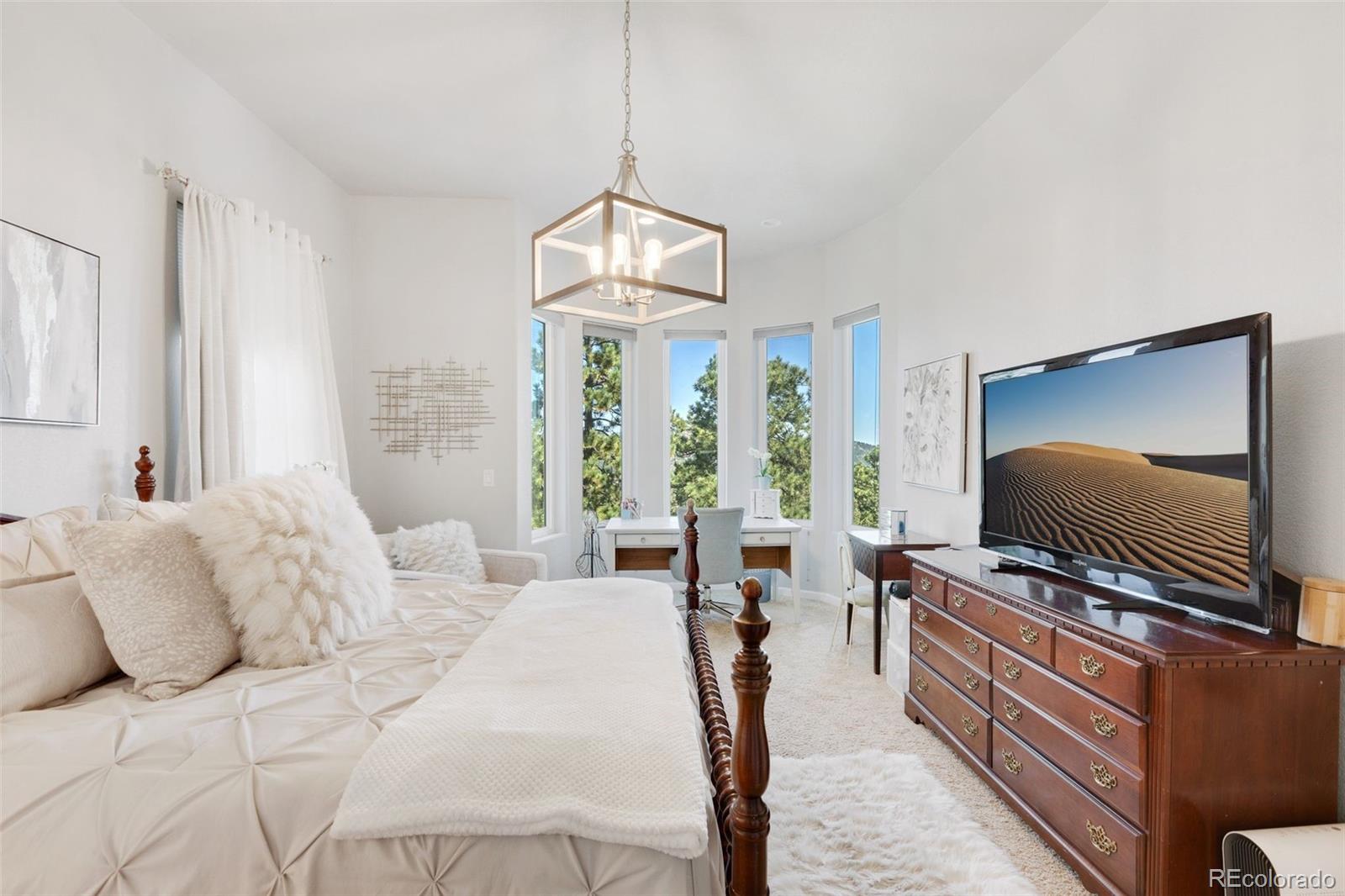 22637 Shawnee Road Indian Hills, CO 80454 - Photo 18 of 50