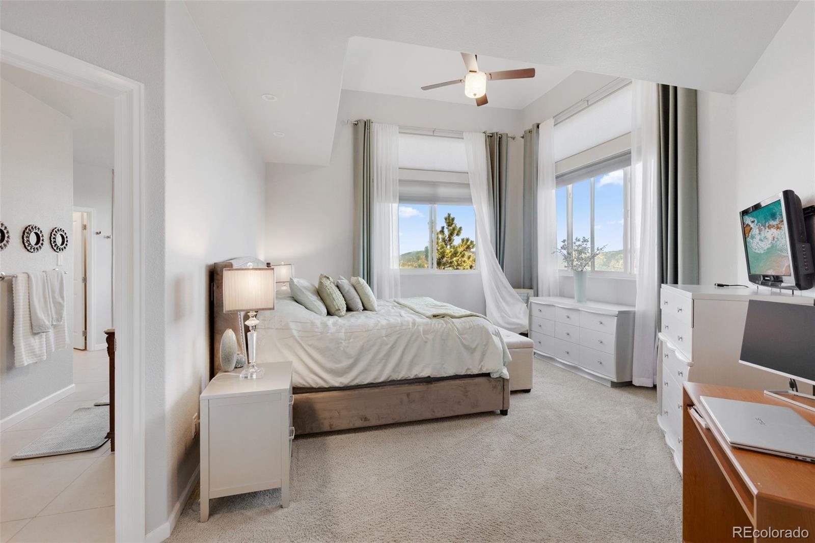 22637 Shawnee Road Indian Hills, CO 80454 - Photo 27 of 50