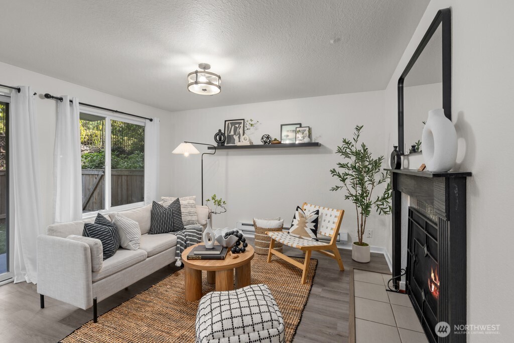 1311 12th Avenue South, Unit D103 Seattle, WA 98144 - Photo 4 of 26