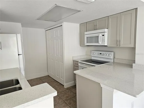 $1,450 | 411 Australian Way, Davenport, FL 33897