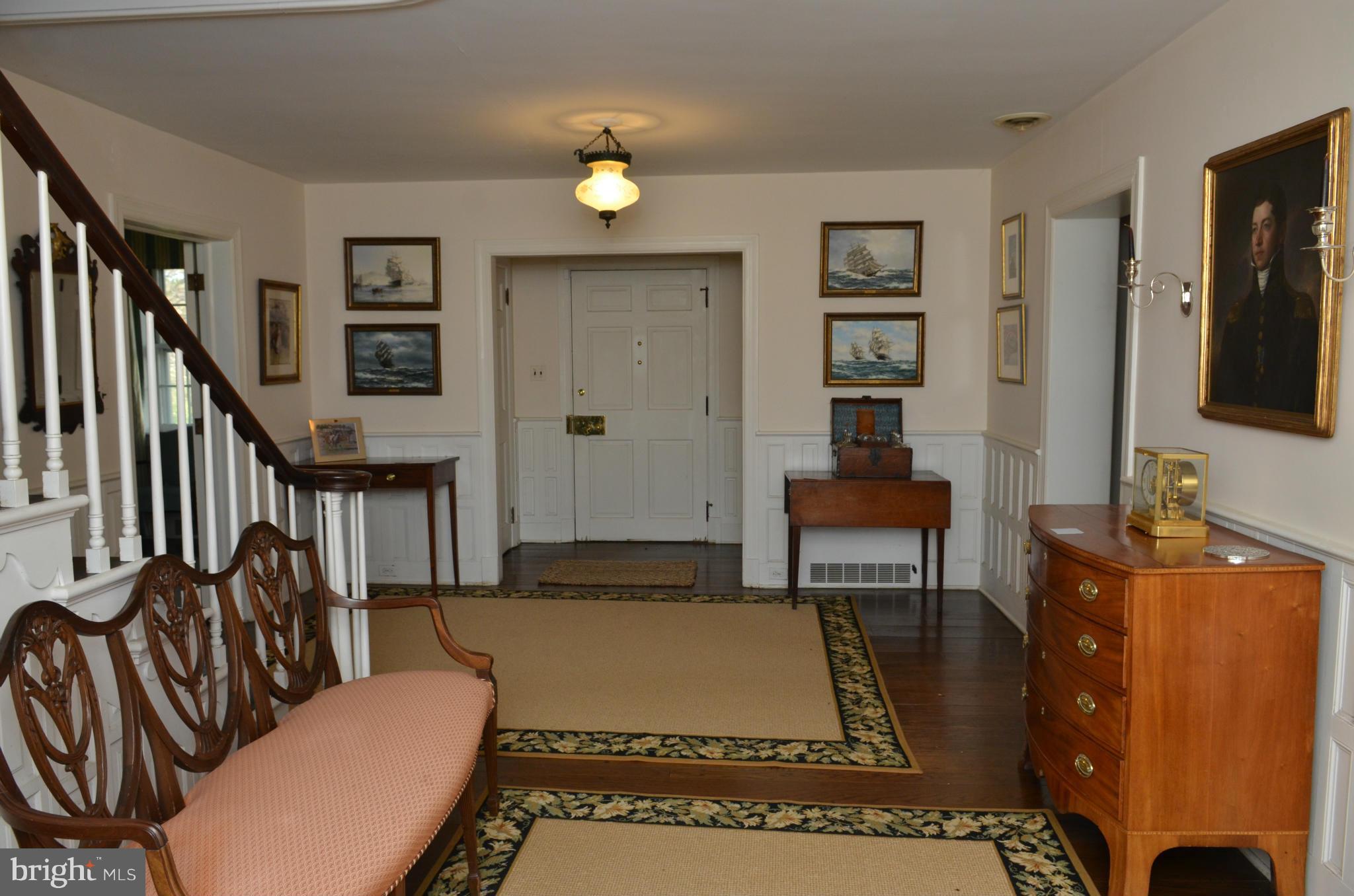 3321 Butler Road Glyndon, MD 21136 - Photo 11 of 28 Front to back Hallway