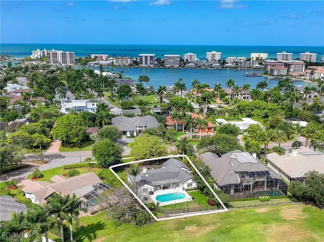 $22,500 | 2728 Crayton Road, Naples, FL 34103