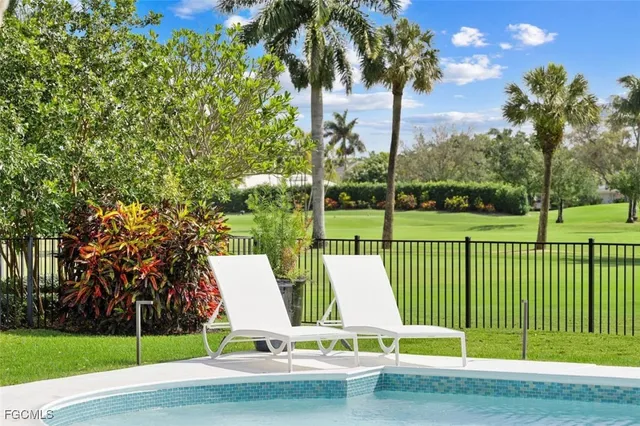 $22,500 | 2728 Crayton Road, Naples, FL 34103