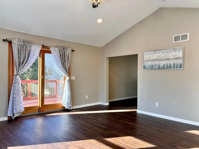 $465,000 | 6421 150th Street North, Hugo, MN 55038