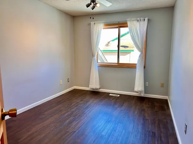 $465,000 | 6421 150th Street North, Hugo, MN 55038