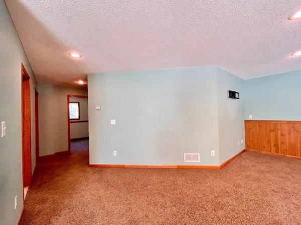 $465,000 | 6421 150th Street North, Hugo, MN 55038