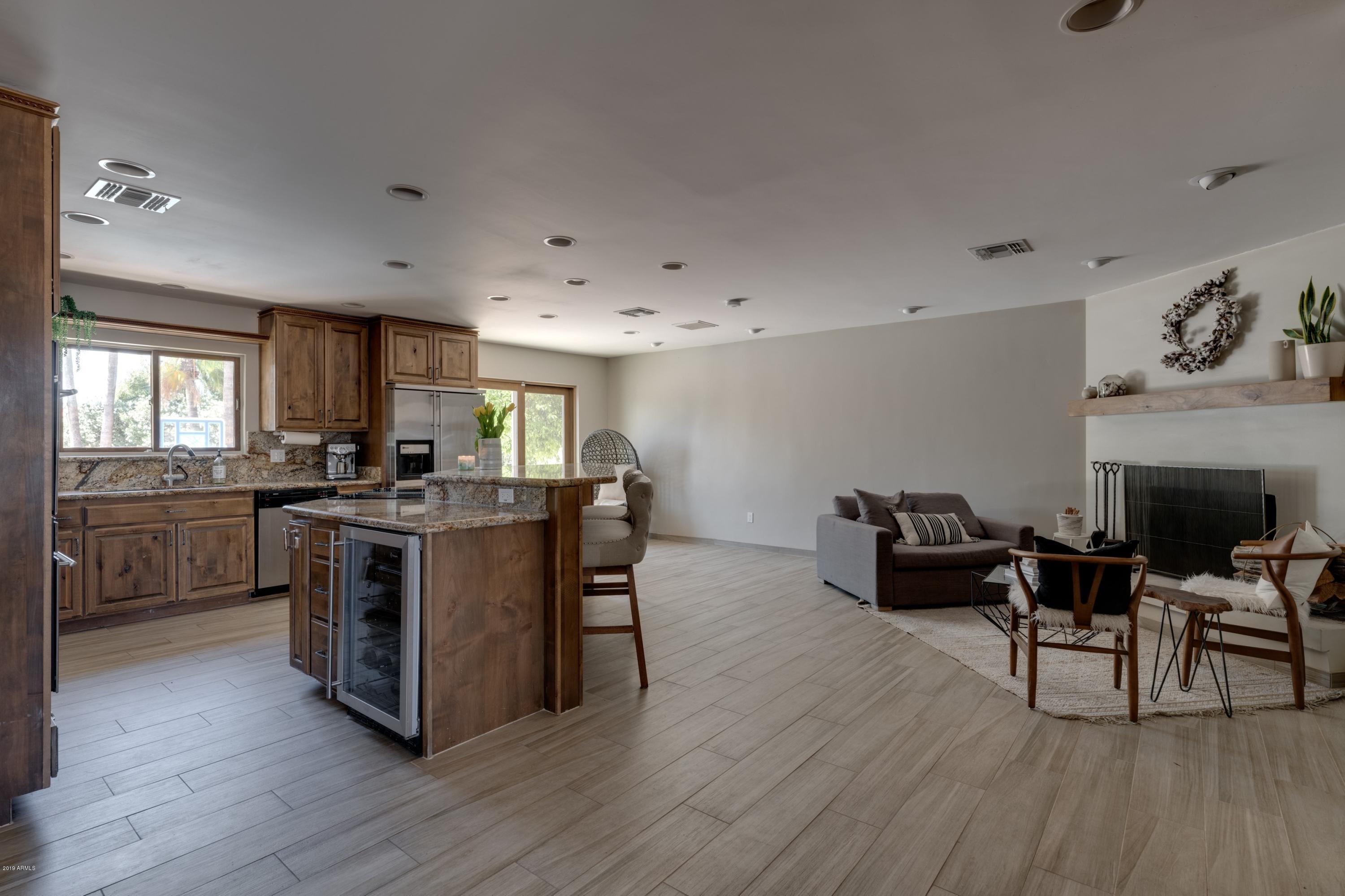 6013 East Spring Road Scottsdale, AZ 85254 - Photo 6 of 25 006_KitchenLiving
