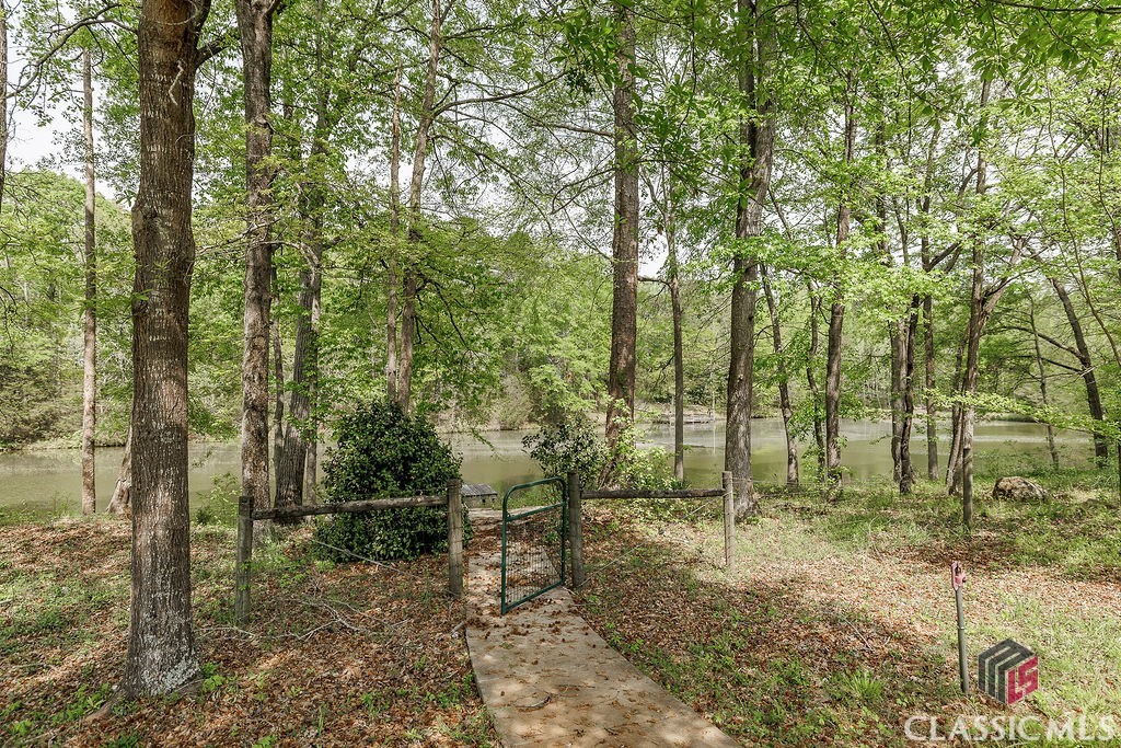 36 Black Thorn Road Colbert, GA 30628 - Photo 11 of 62