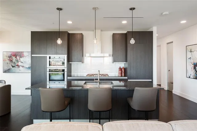 $9,000 | 3130 North Harwood Street, Unit 1804, Dallas, TX 75201