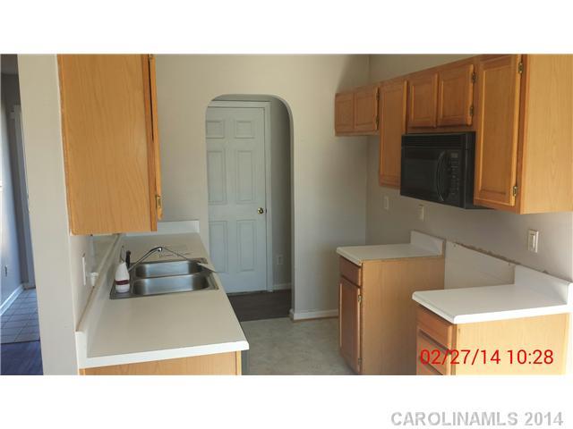 4210 Frank Vance Road Charlotte, NC 28216 - Photo 2 of 3