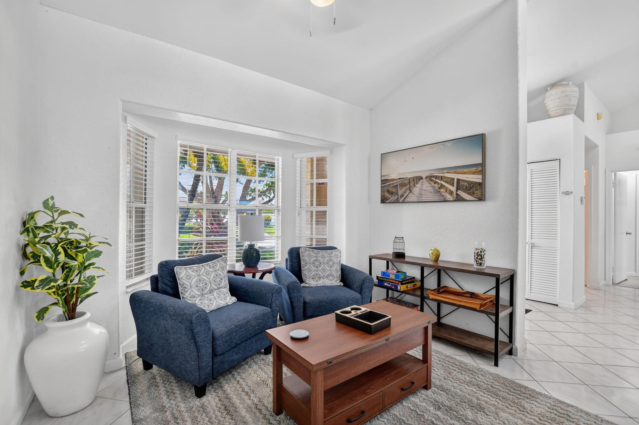 703 Avocet Road Delray Beach, FL 33444 - Photo 14 of 76 Living Room