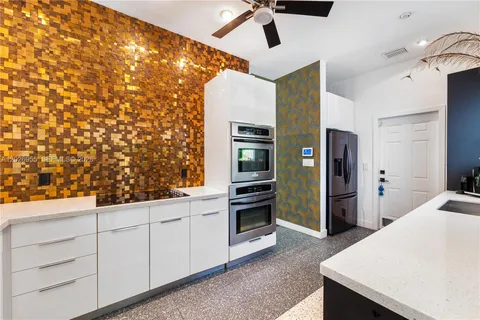 $3,950,000 | 3520 St Gaudens Court, Miami, FL 33133
