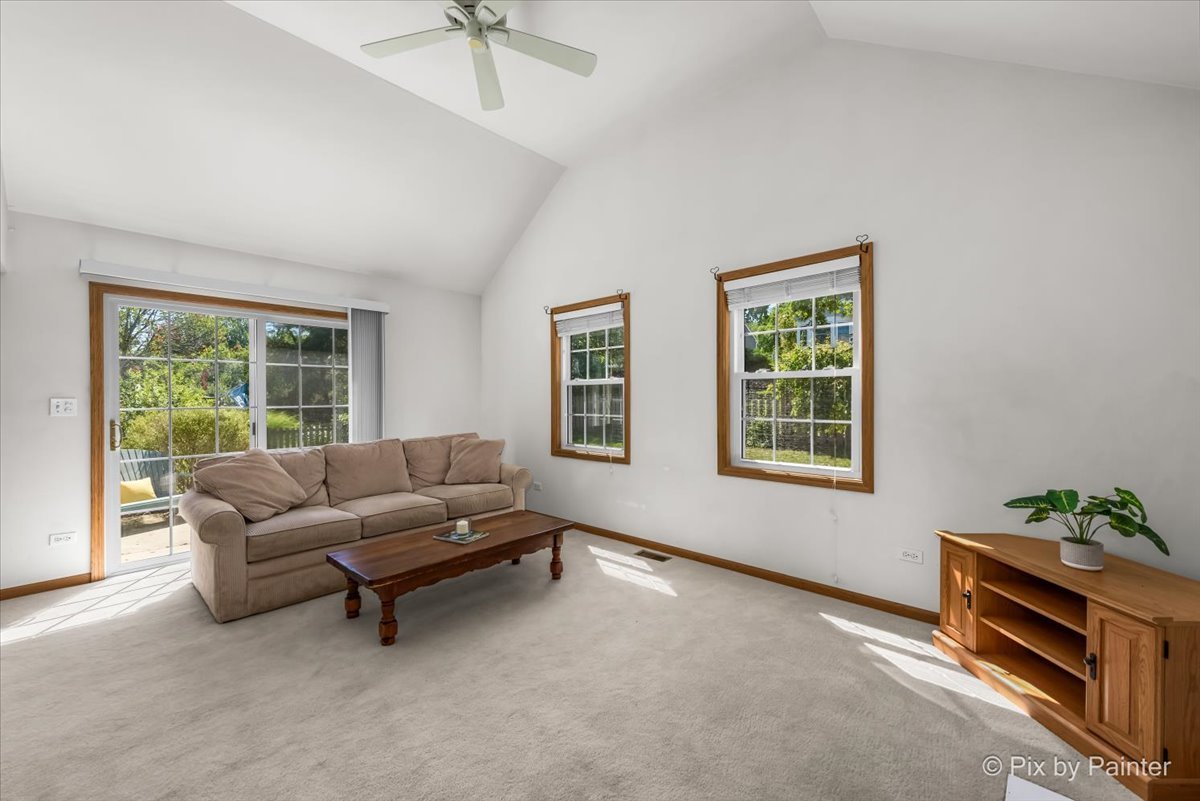 802 Burning Trail Carol Stream, IL 60188 - Photo 12 of 29