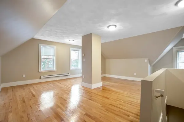 $4,200 | 199 Beacon Street, Unit B, Somerville, MA 02143